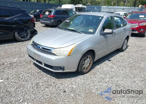 2011 Ford Focus Se z USA, uszkodzony, nr VIN 1FAHP3FN2BW109763
